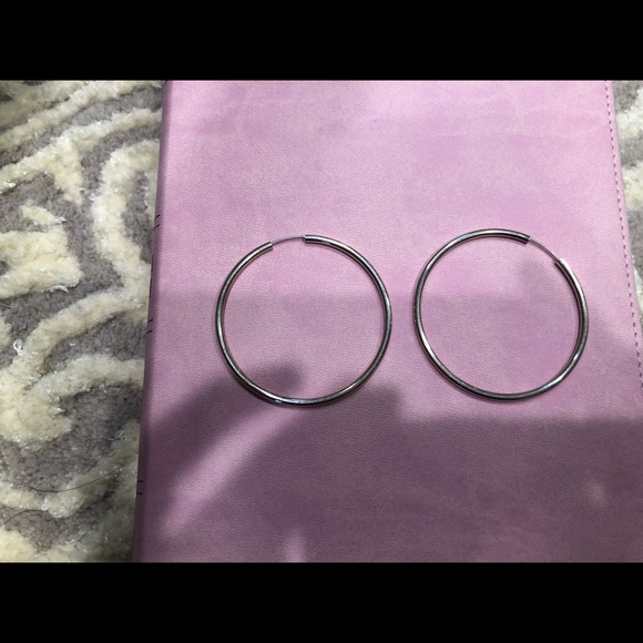 Sterling silver hoop earrings - Picture 2 of 3
